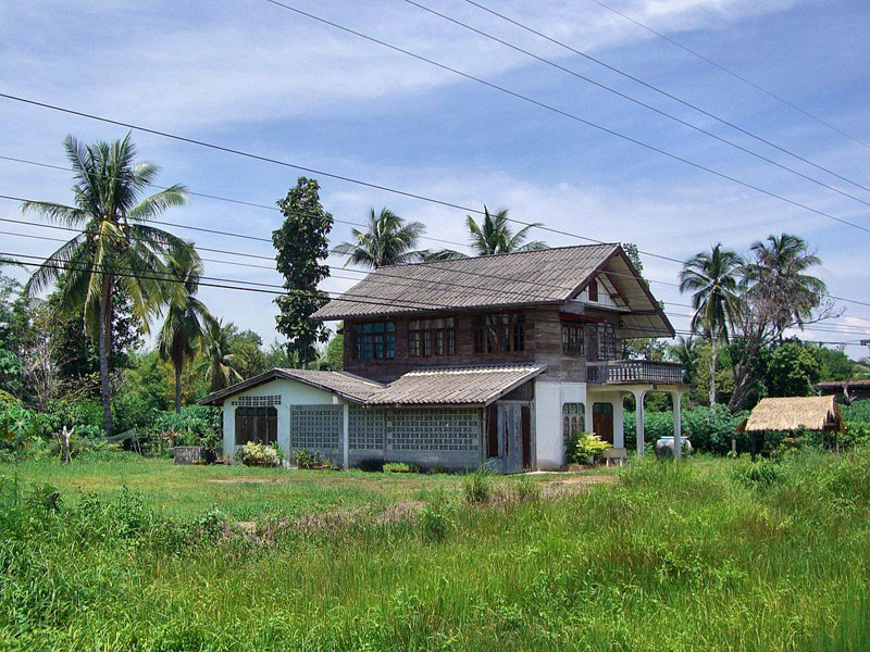 Isaan house