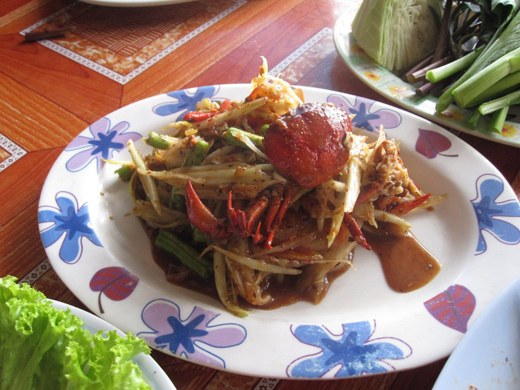 som tam with crab