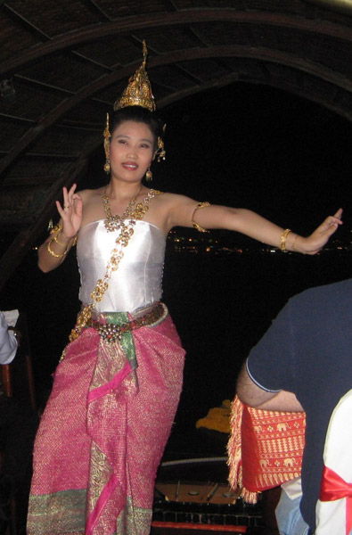 traditional Thai dancer