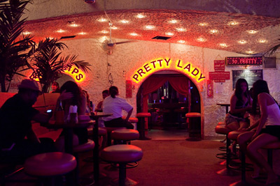 Pretty Lady Bar Nana Plaza