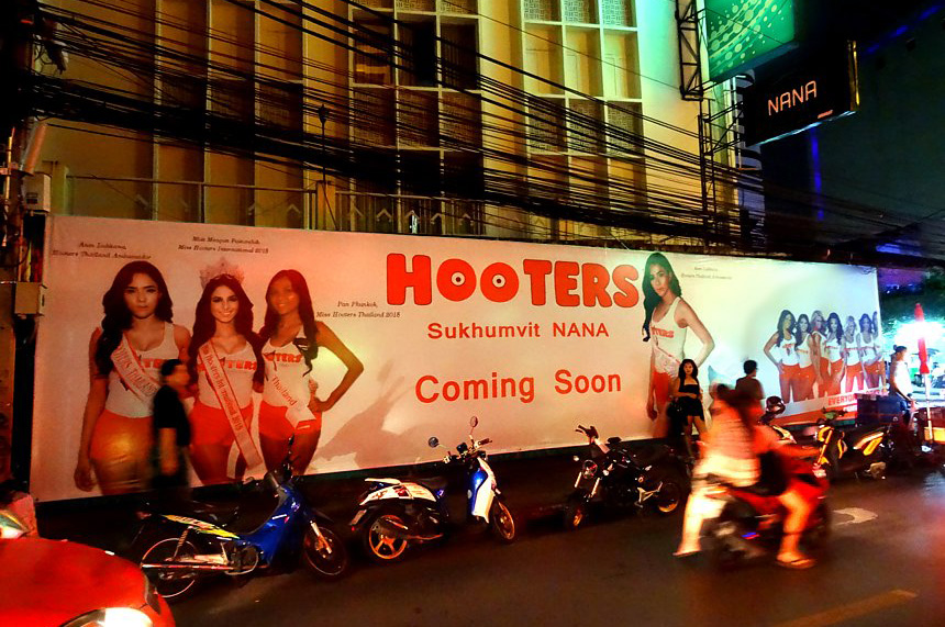 Hooters Bangkok