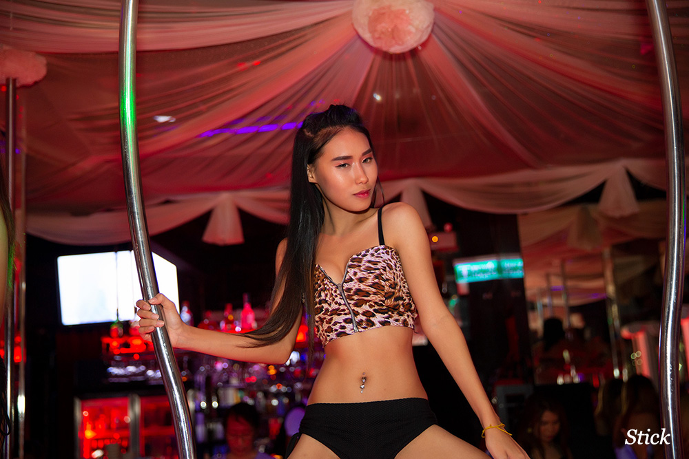 glamour-gogo-bar-bangkok15