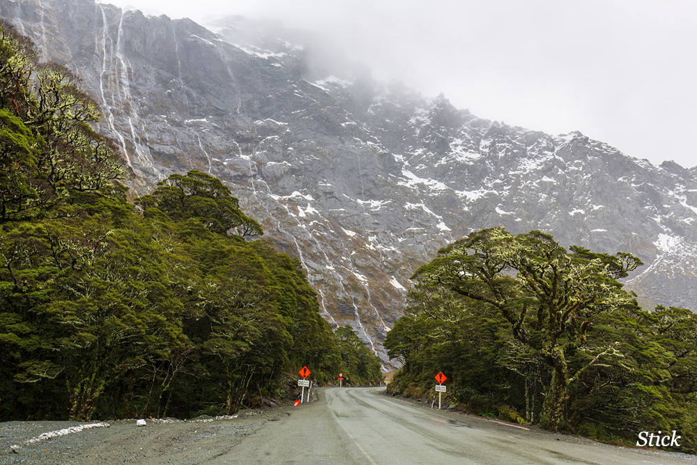 The Milford Road, on the way to Milford Sound. 