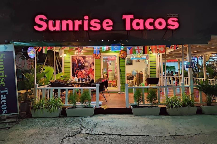 Sunrise Tacos is expanding with this new branch opposite Bangkok Pattana School. 