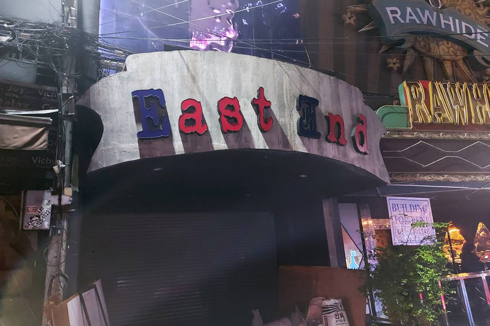 Fast End, Soi Cowboy's newest bar. Photo credits: Dirty Doctor.