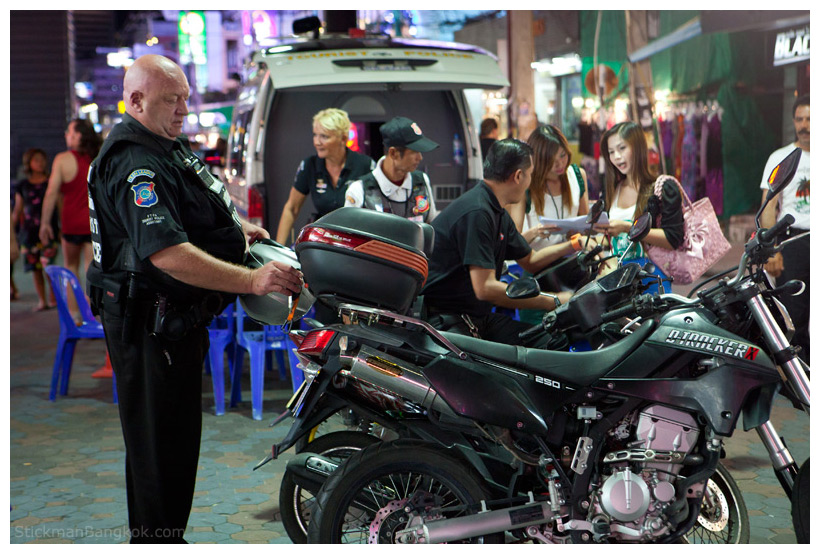 Pattaya farang policeman